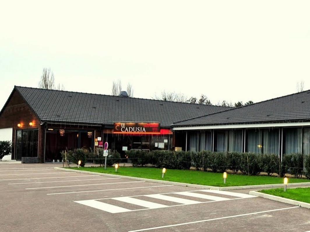 Logis Le Cadusia Hotel Chaource Exterior photo